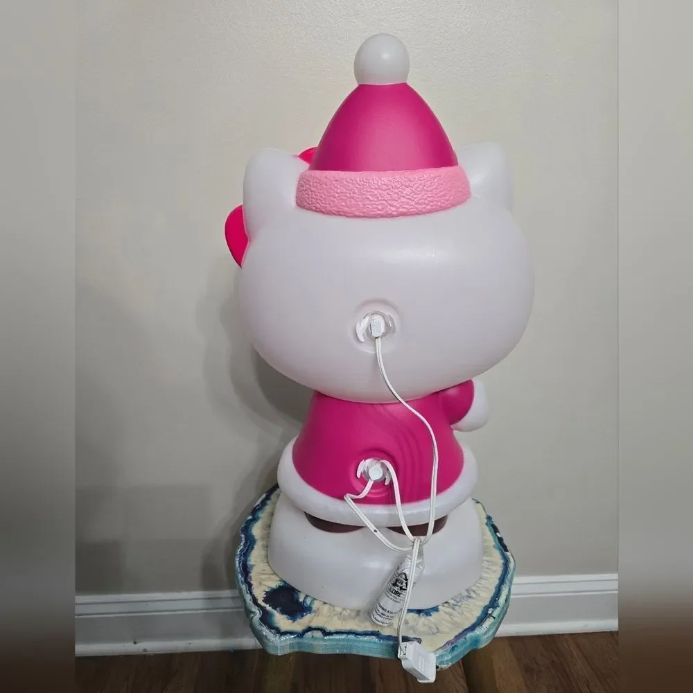 Hello Kitty 22